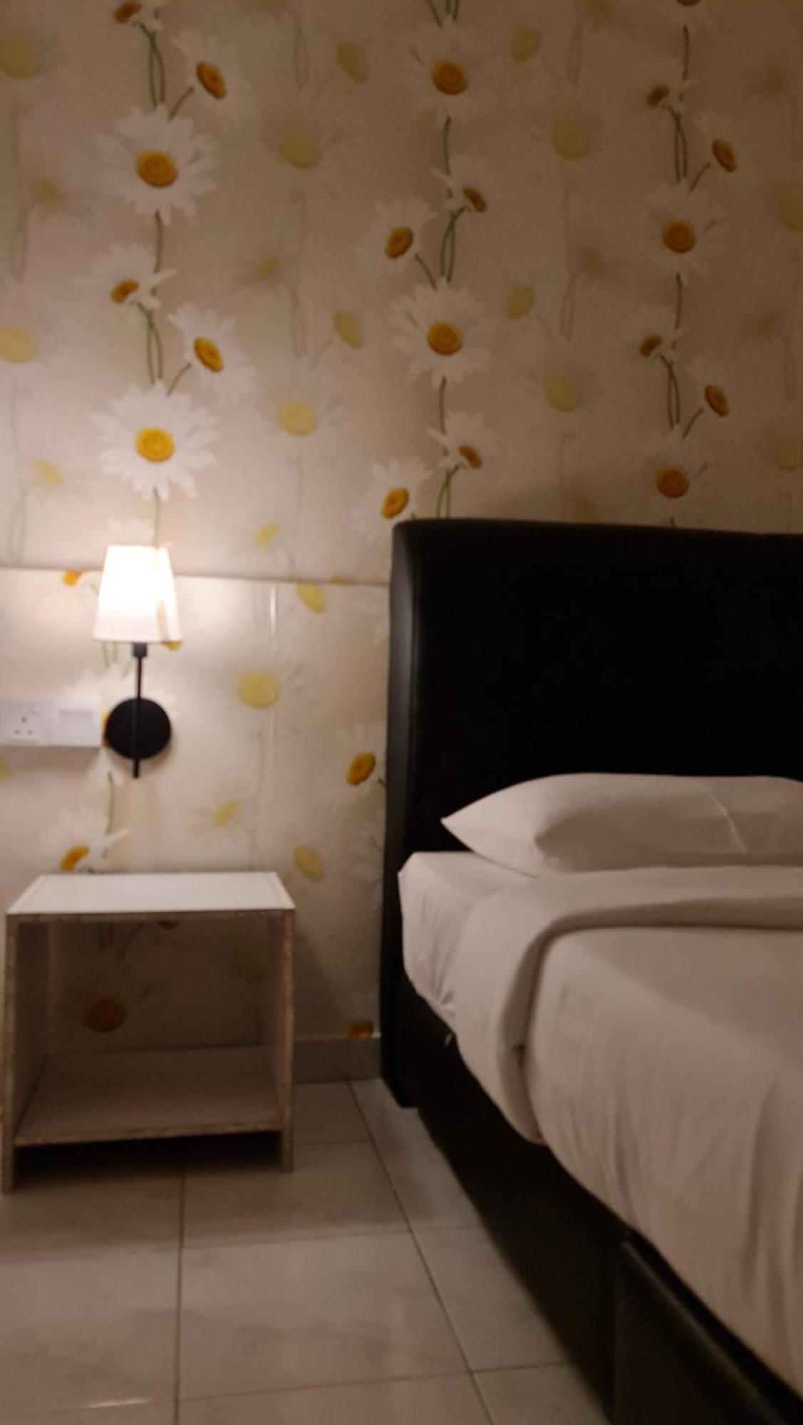 Jade Guesthouse Jonker Melaka Екстериор снимка